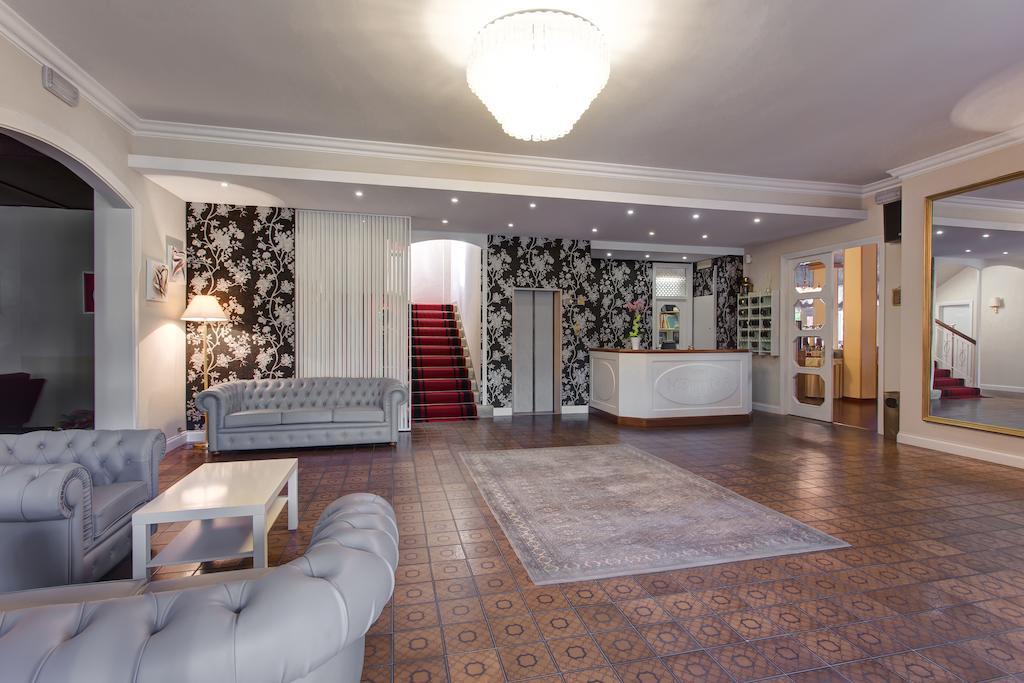 Hotel Meeting Cesenatico Eksteriør billede